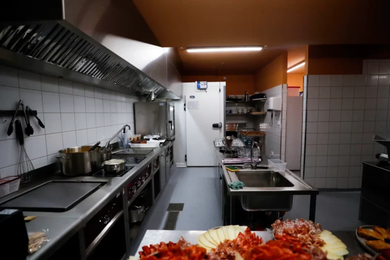 installation de cuisine professionnelle pays basque